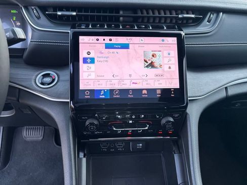 New 2024 Jeep Grand Cherokee Limited 4xe w/ Luxury Tech Group II image 25