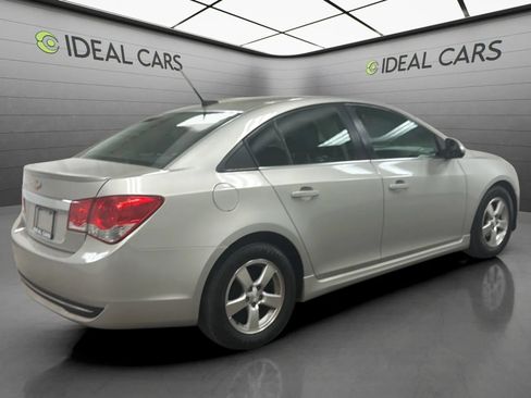 Used 2013 Chevrolet Cruze LT w/ All-Star Edition FWD image 5