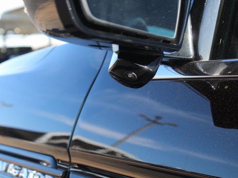 Used 2024 Lincoln Navigator L Reserve image 19