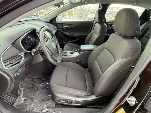 Used 2020 Chevrolet Malibu LT image 12