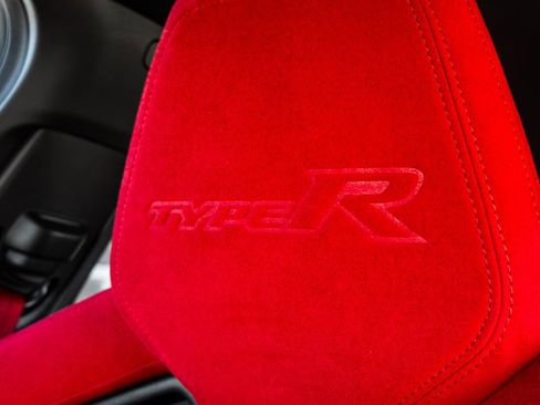 Used 2023 Honda Civic Type R image 7
