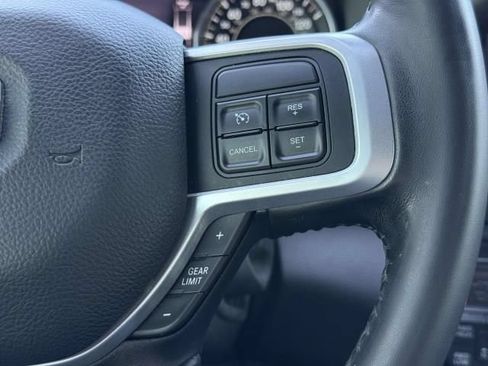 Used 2022 RAM 2500 Big Horn w/ Level C Equiment Group AWD/4WD image 23
