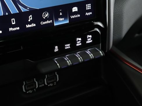 Used 2022 RAM 1500 Rebel w/ Rebel Level B Equipment Group AWD/4WD image 14