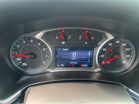 Used 2019 Chevrolet Equinox LT w/ Driver Convenience Package FWD image 23