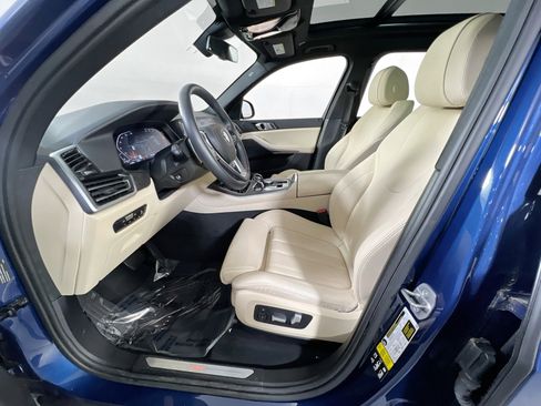 Used 2022 BMW X5 xDrive40i w/ Premium Package image 21