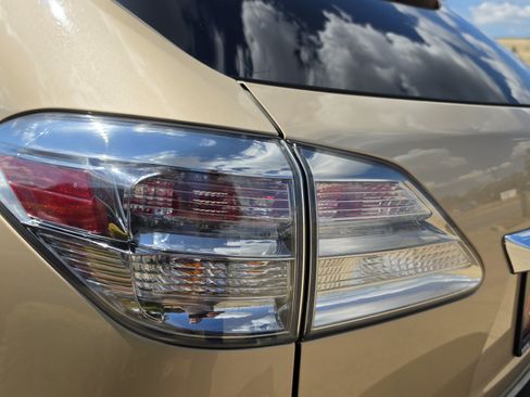Used 2010 Lexus RX 350 2WD w/ Premium Pkg image 10