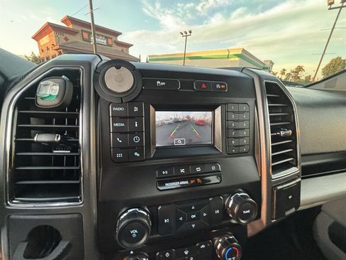 Used 2018 Ford F150 XLT RWD image 21