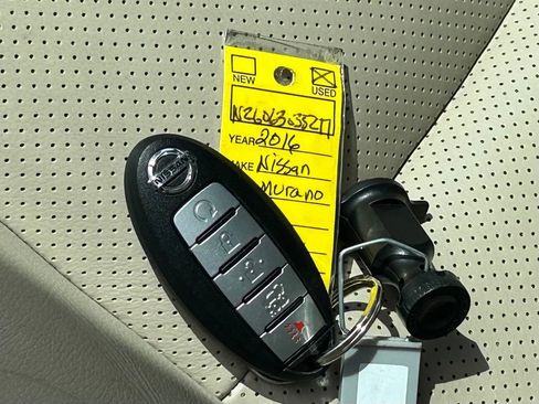 Used 2016 Nissan Murano Platinum w/ Platinum Technology Package FWD image 55