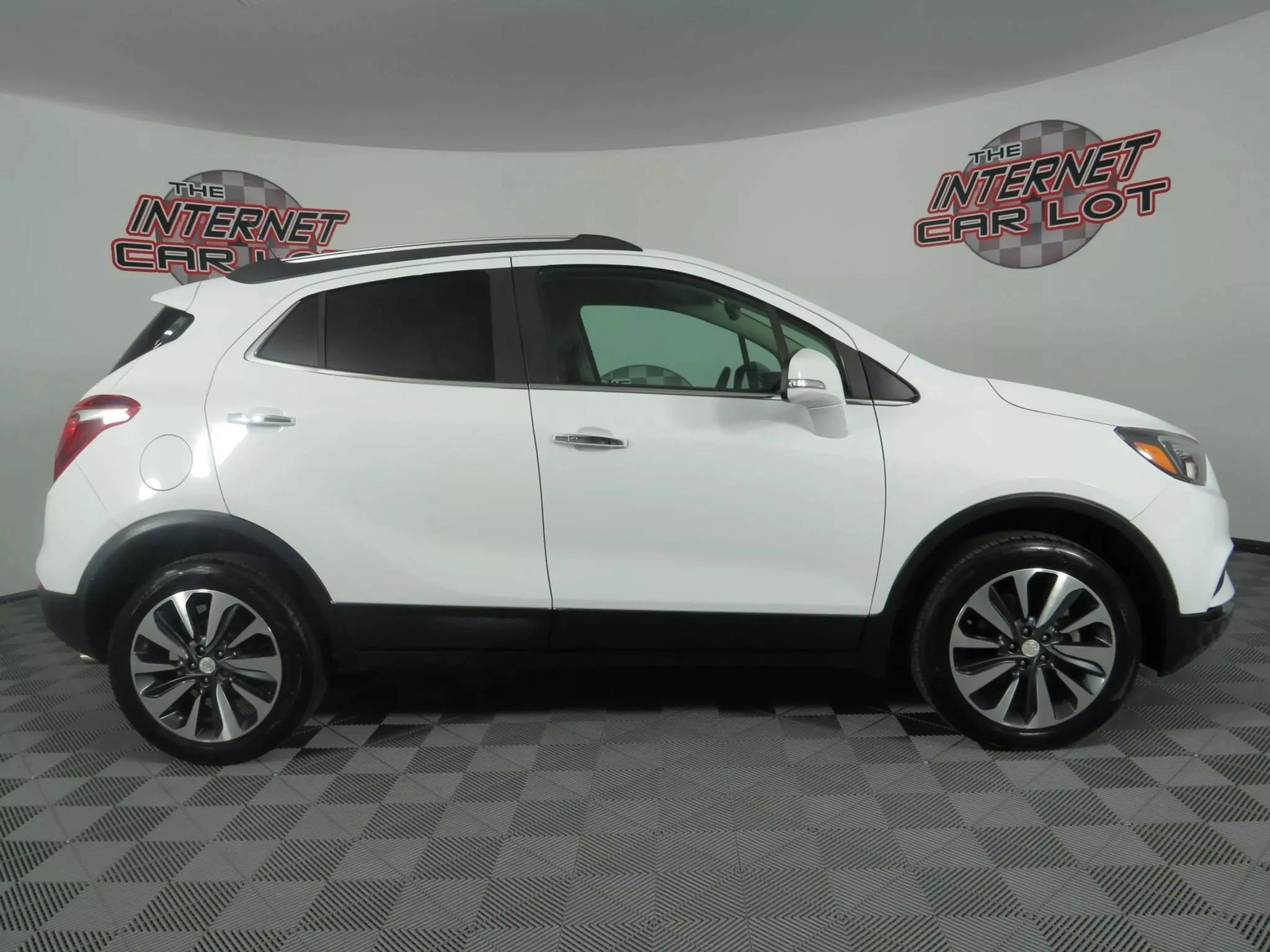 Used 2020 Buick Encore Essence AWD/4WD image 8