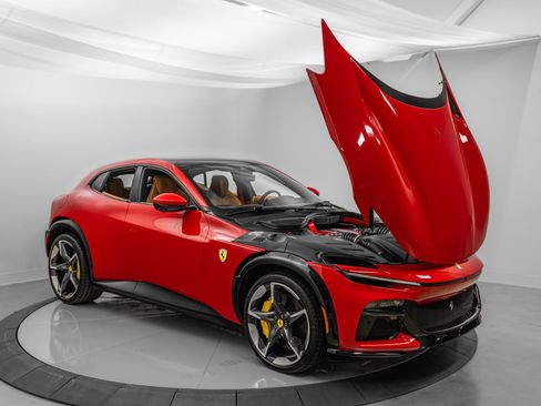 Certified 2025 Ferrari Purosangue image 13