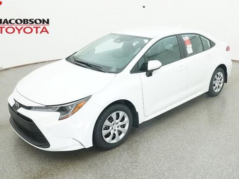New 2026 Toyota Corolla LE image 1