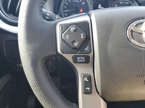 Certified 2023 Toyota Tacoma SR5 AWD/4WD image 20