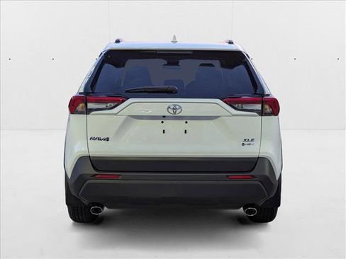 New 2025 Toyota RAV4 XLE w/ Convenience Package AWD/4WD image 8