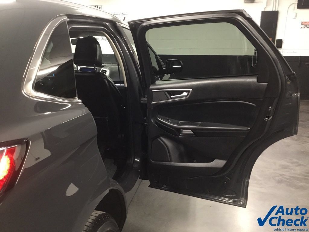 Used 2021 Ford Edge SEL w/ Convenience Package AWD/4WD image 34