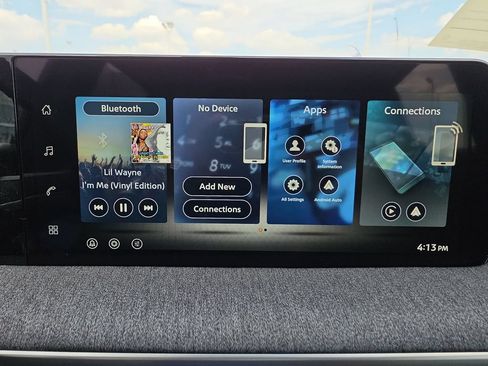 New 2026 Nissan Kicks SV w/ Cold Weather Package FWD image 18