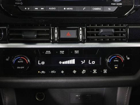 Certified 2025 Nissan Pathfinder SV AWD/4WD image 23