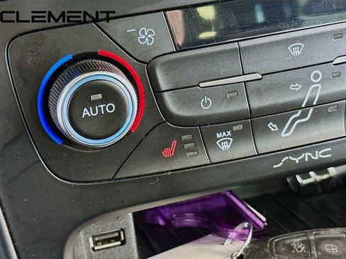 Used 2017 Ford Focus RS image 25