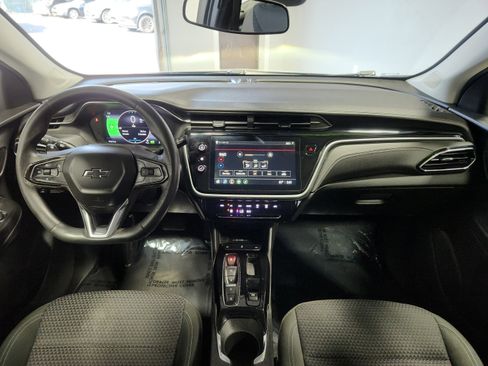 Used 2023 Chevrolet Bolt EUV LT FWD image 16