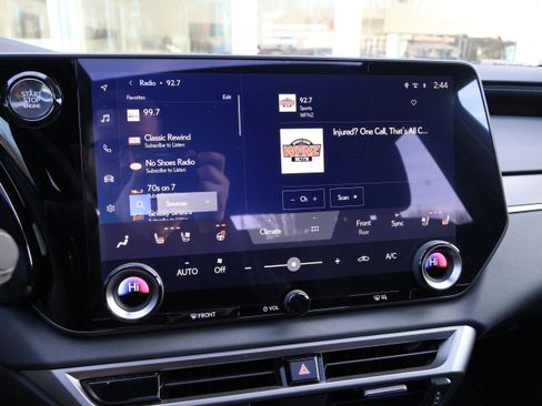 Used 2025 Lexus RX 350 Premium image 23