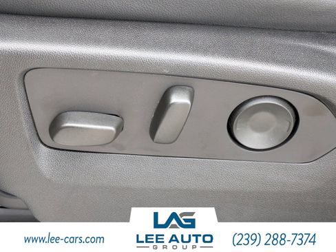 Used 2025 Chevrolet Silverado 1500 LTZ AWD/4WD image 17