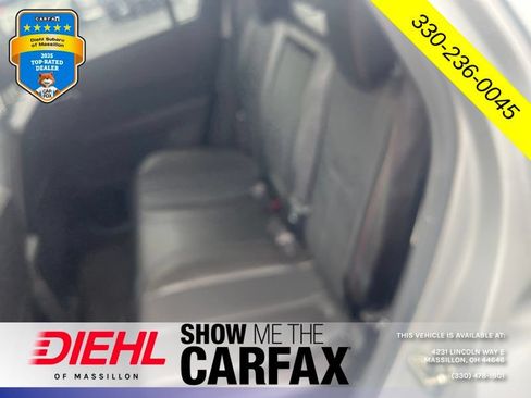 Used 2017 GMC Terrain SLT w/ Open Road Package AWD/4WD image 16