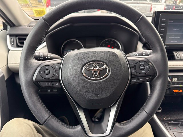 Used 2021 Toyota RAV4 XLE Premium AWD/4WD image 12