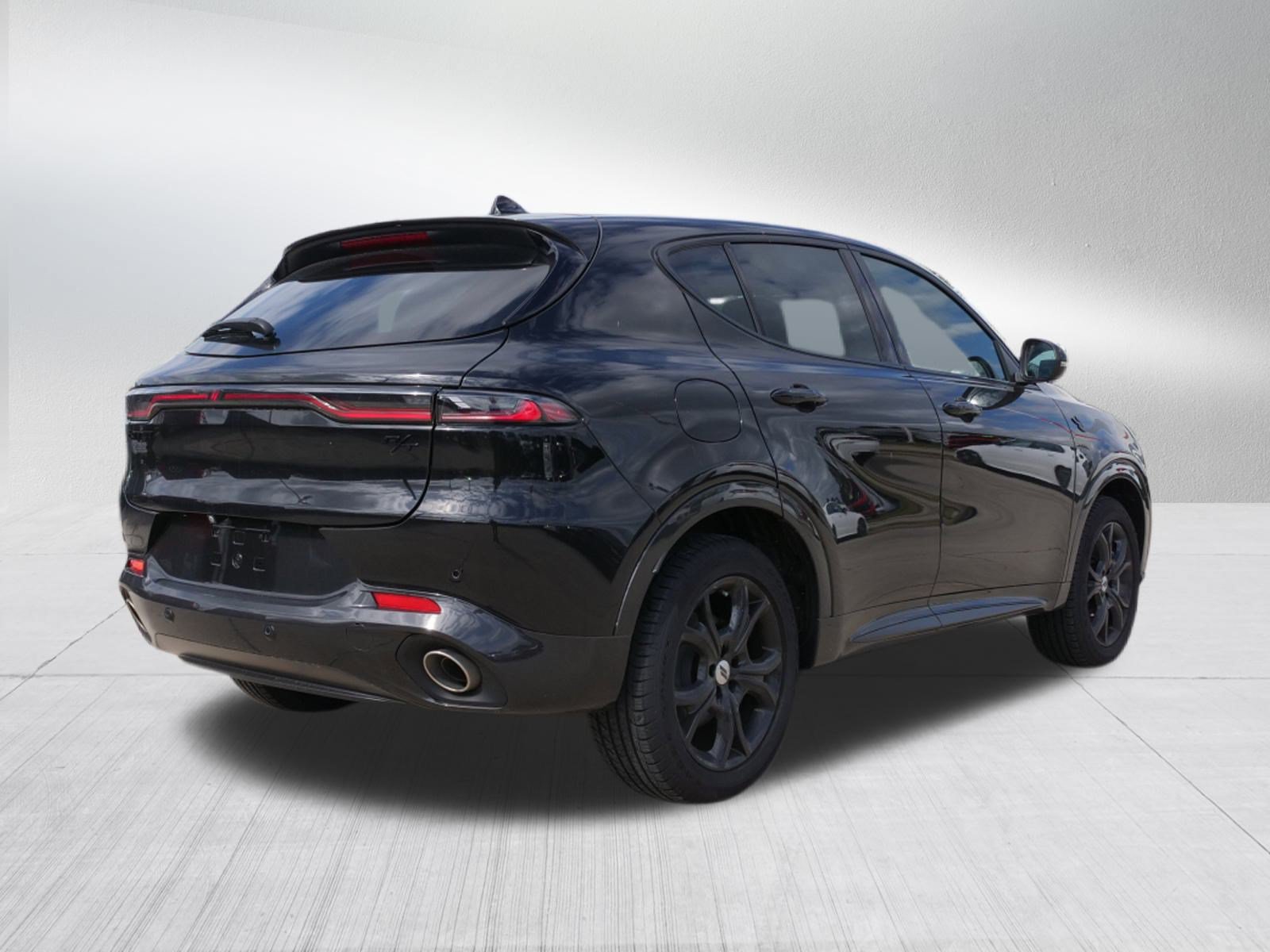 Used 2024 Dodge Hornet R/T w/ R/T Blacktop Package AWD/4WD image 3