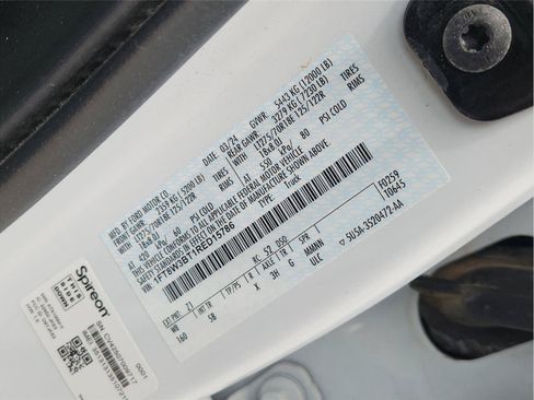 Used 2024 Ford F350 Lariat AWD/4WD image 34