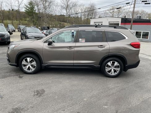 Used 2021 Subaru Ascent Premium w/ Convenience Package AWD/4WD image 2