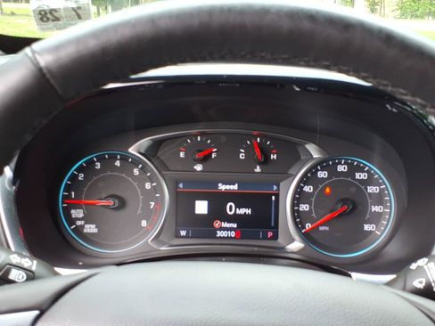 Certified 2023 Chevrolet Traverse LT w/ LT Premium Package AWD/4WD image 19