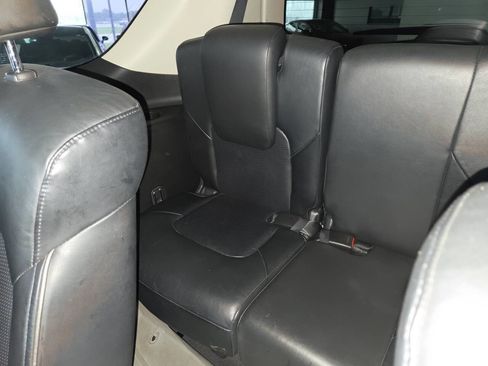 Used 2014 INFINITI QX80 4WD w/ Theater Package image 25