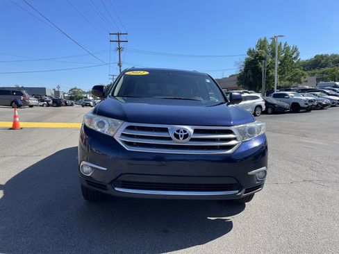 Used 2012 Toyota Highlander 4WD w/ Tech Pkg image 5