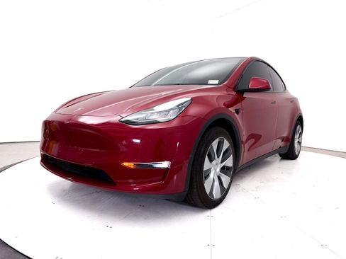 Used 2021 Tesla Model Y Long Range AWD/4WD image 13