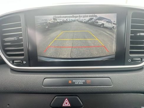 Used 2020 Kia Sportage LX w/ LX Popular Package FWD image 19