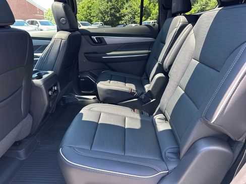 New 2026 Buick Enclave Sport Touring w/ Power Package FWD image 21