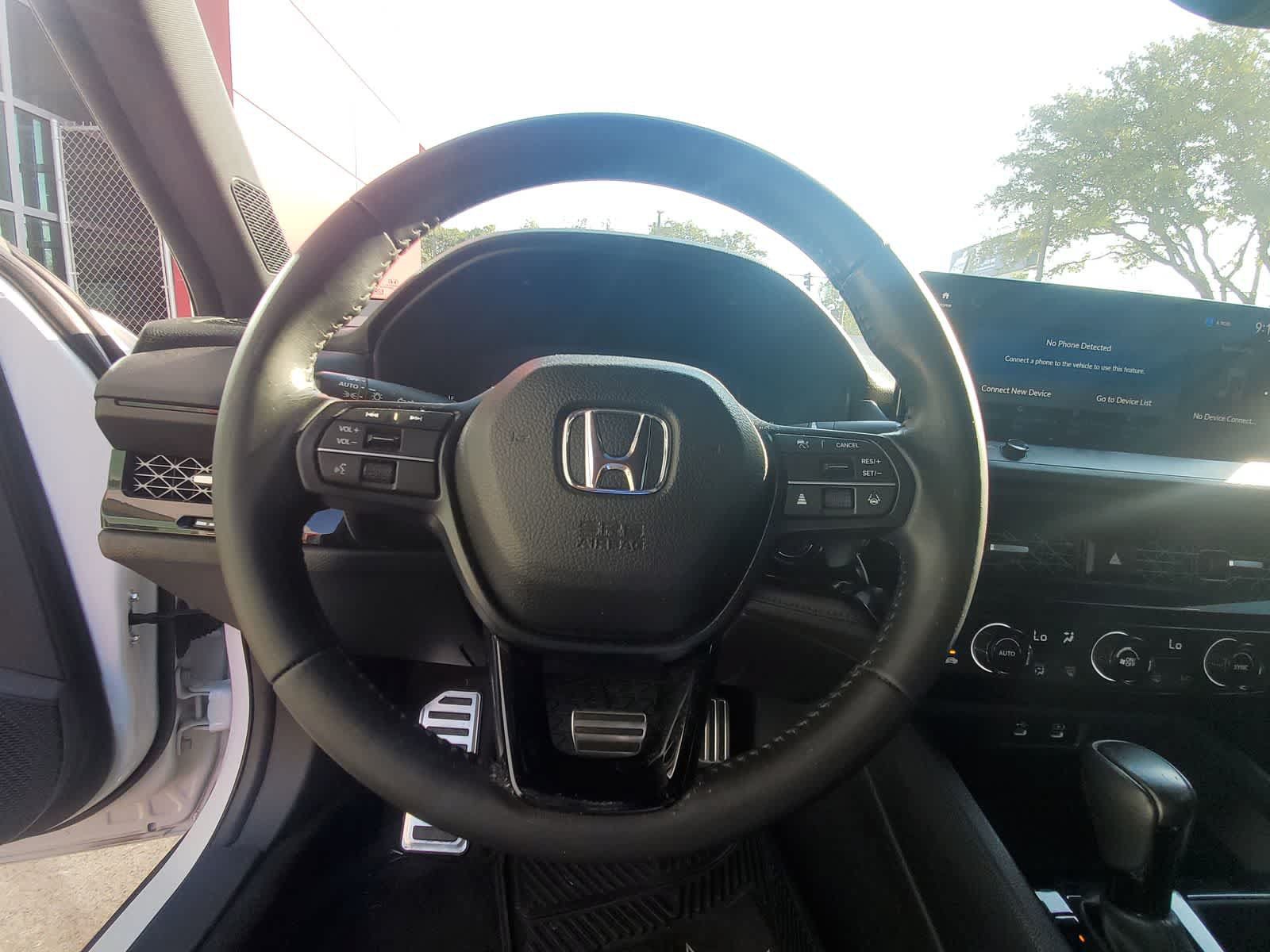 Used 2023 Honda Accord Sport image 14