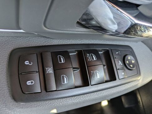 Used 2017 RAM 1500 Big Horn AWD/4WD image 25
