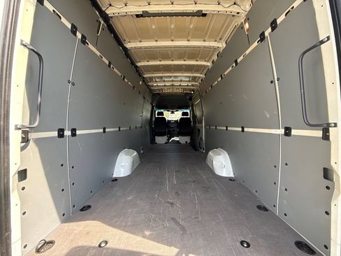 Used 2023 Mercedes-Benz Sprinter 2500 image 29