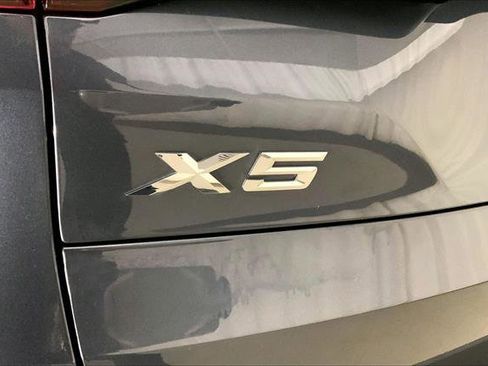 Used 2021 BMW X5 xDrive40i w/ Executive Package image 7