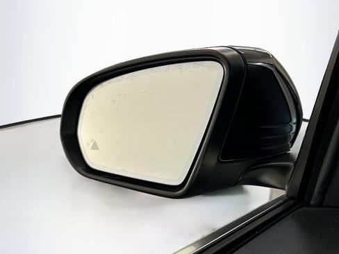 Used 2025 Mercedes-Benz GLB 250 GLB 250 image 16