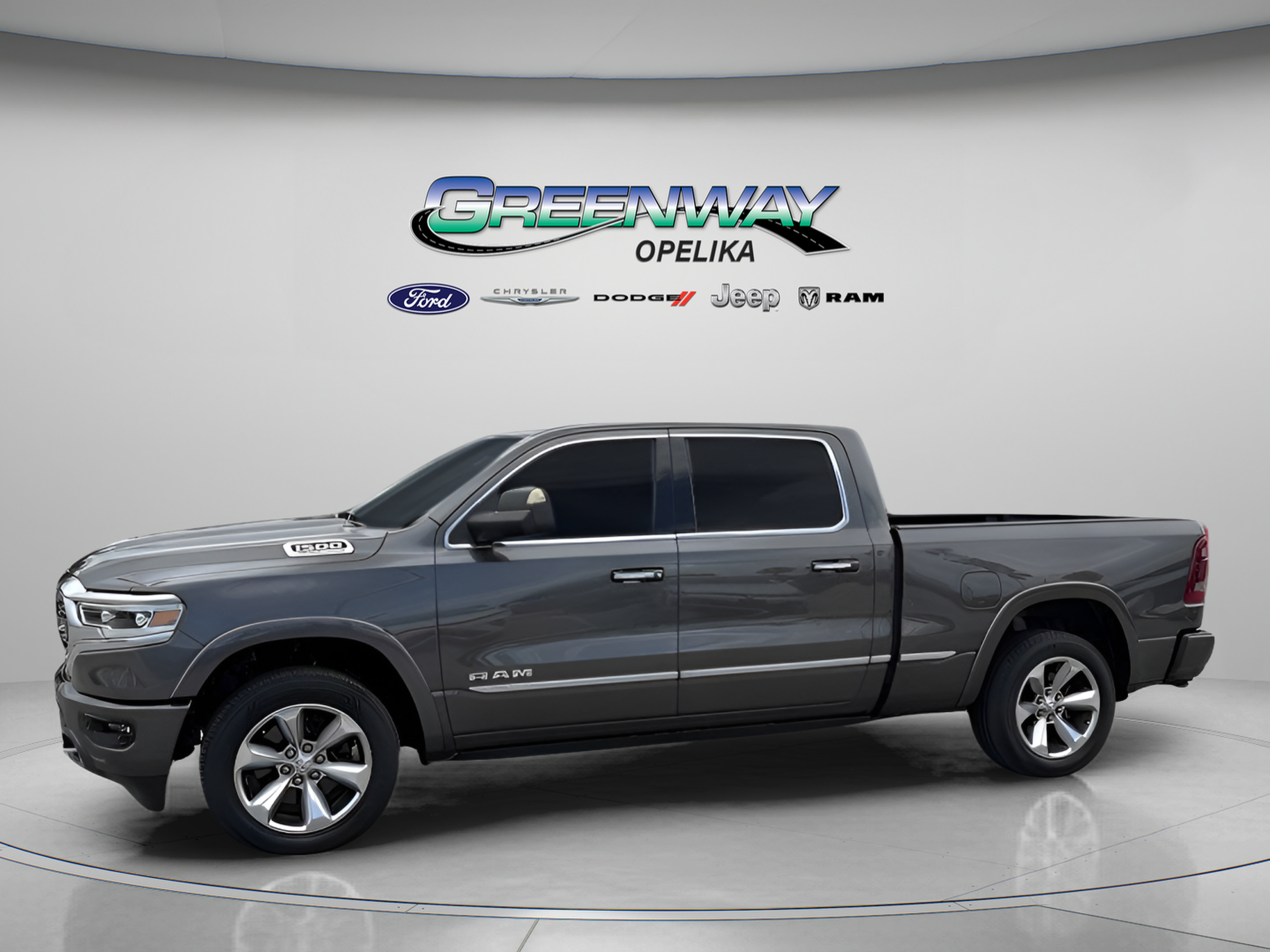 Used 2021 RAM 1500 Limited w/ Bed Utility Group AWD/4WD image 1