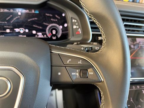 Used 2024 Audi Q8 Premium Plus w/ Premium Plus Package image 27
