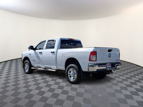 Used 2020 RAM 2500 Tradesman w/ Chrome Appearance Group AWD/4WD image 7