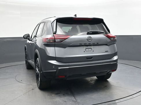 Used 2026 Nissan Rogue Dark Armor AWD/4WD image 5