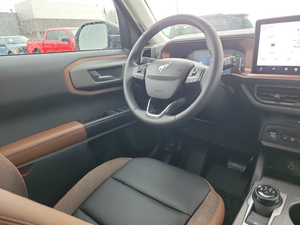 New 2026 Ford Bronco Sport Outer Banks w/ Outer Banks Tech Package+ AWD/4WD image 13