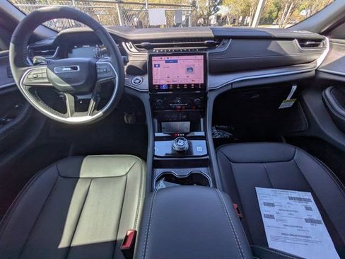 New 2025 Jeep Grand Cherokee L Limited w/ Black Appearance Package image 13