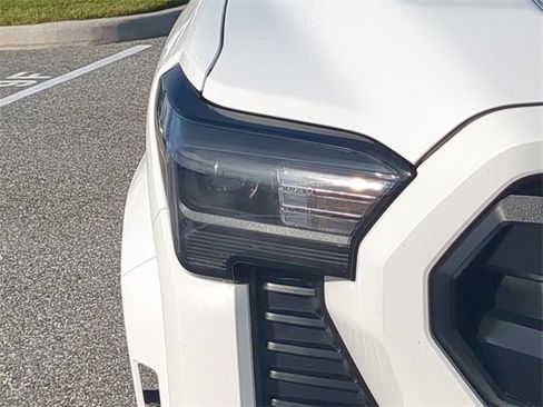 Certified 2024 Toyota Tacoma SR image 10