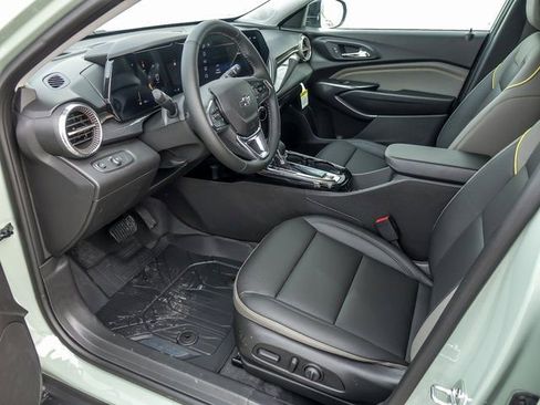 New 2026 Chevrolet Trax ACTIV w/ Driver Confidence Package FWD image 12
