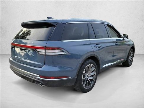 Used 2025 Lincoln Aviator Reserve w/ Illumination Package AWD/4WD image 5