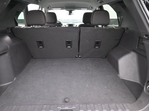 Used 2024 Chevrolet Equinox LT image 17